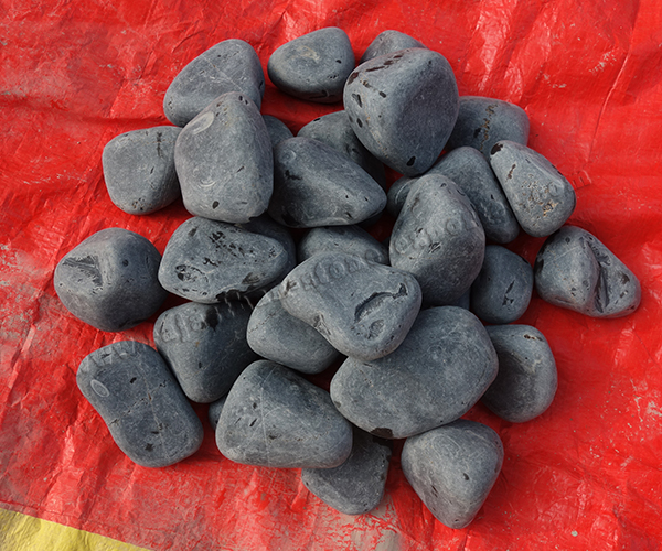 Black Limestone Pebbles